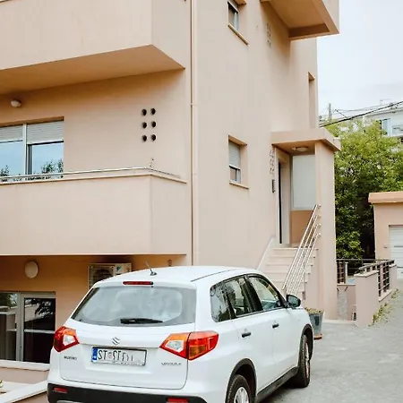 Zenta With Free Private Parking Lejlighed Split